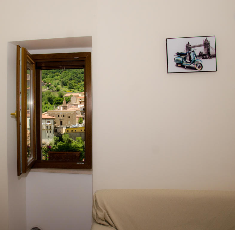 B&B La Perla Nelle Dolomiti カステルメッツァーノ エクステリア 写真
