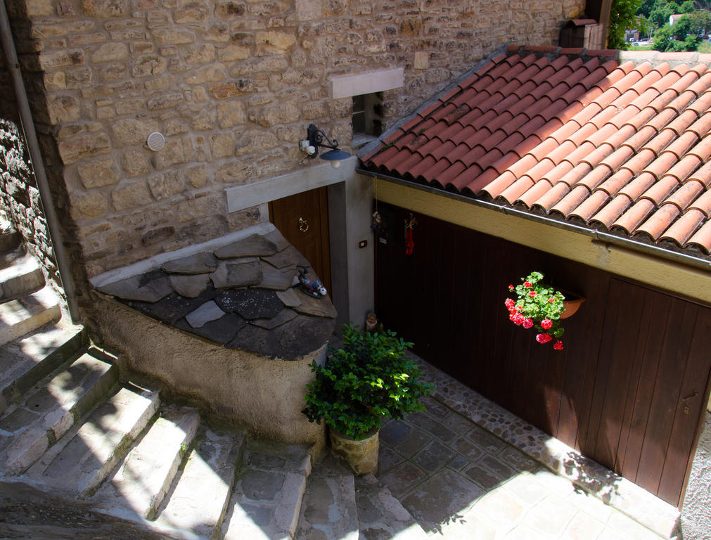 B&B La Perla Nelle Dolomiti カステルメッツァーノ エクステリア 写真