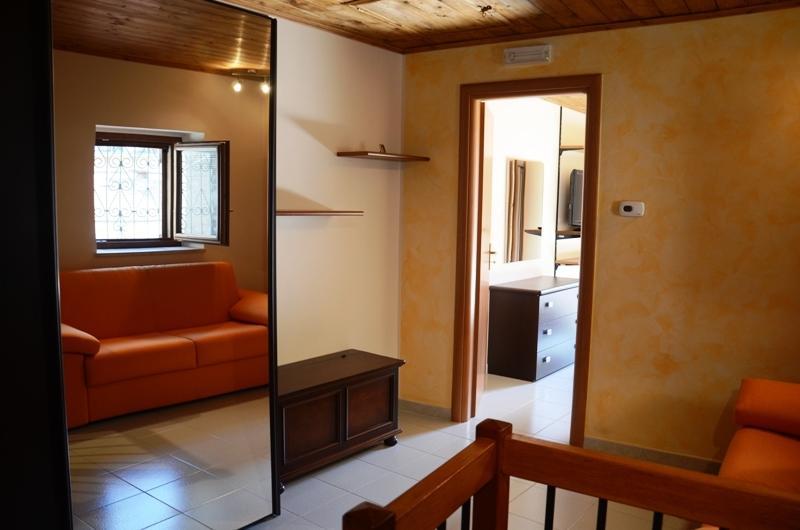 B&B La Perla Nelle Dolomiti カステルメッツァーノ エクステリア 写真